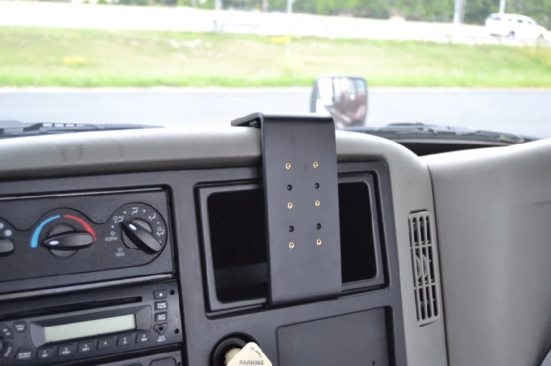 Extra-Strength Dash Mount