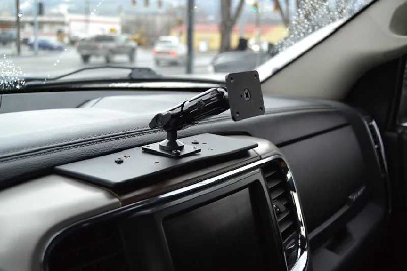 Extra-Strength Dash Mount with Pedestal for RAM Trucks