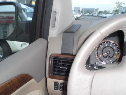 Left Dash Mount for Infiniti QX56, Nissan Armada