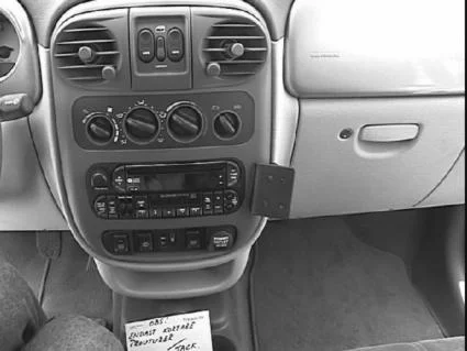 Angled Dash Mount for Chrysler PT Cruiser