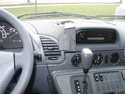 Center Dash Mount for Dodge Sprinter, Freightliner Sprinter