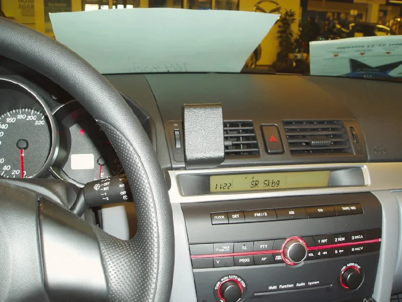 Center Dash Mount for Mazda 3