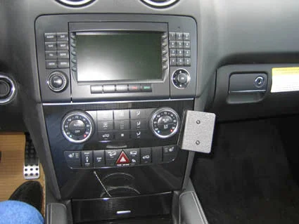 Angled Dash Mount for Mercedes Benz M-Class/ML