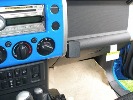 Angled Dash Mount for Toyota FJ Cruiser