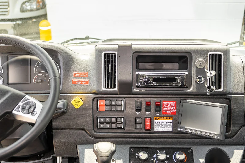 Freightliner Center Dash Mount