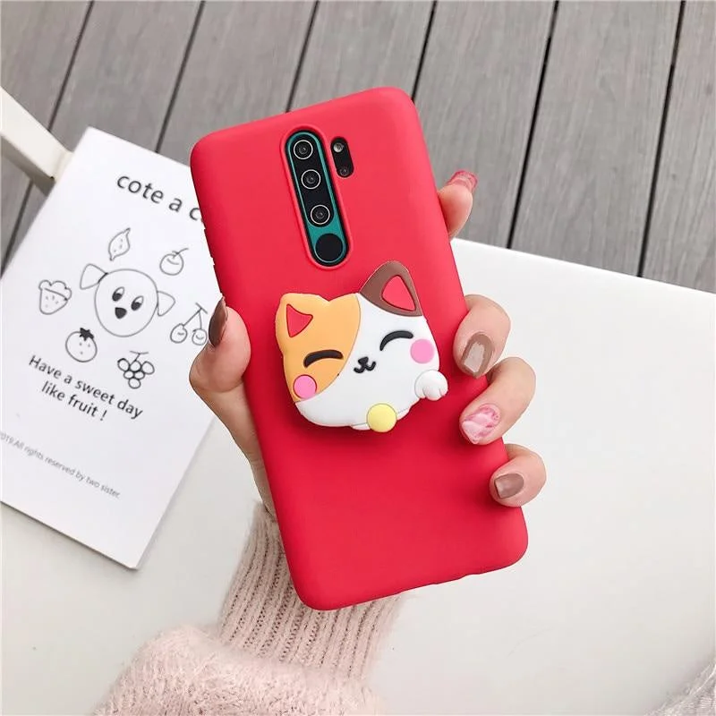 Red case lucky cat